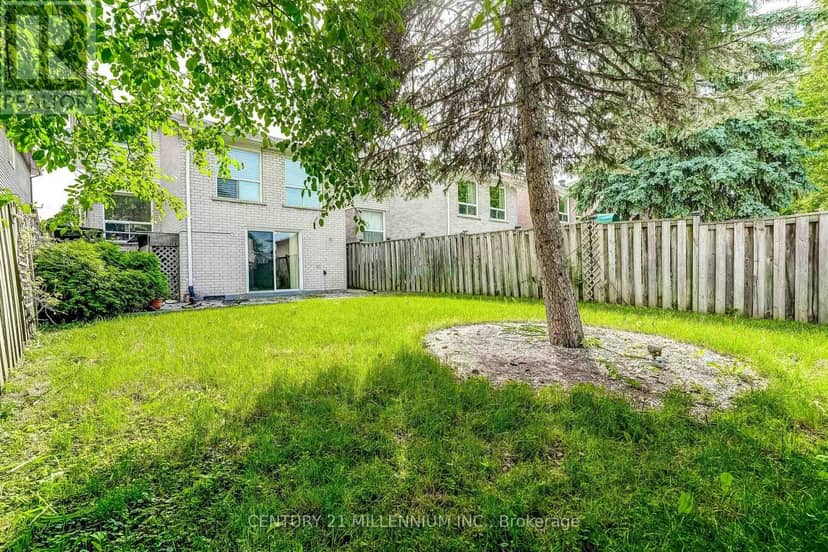 82 Horton Crescent — photo 37 of 40