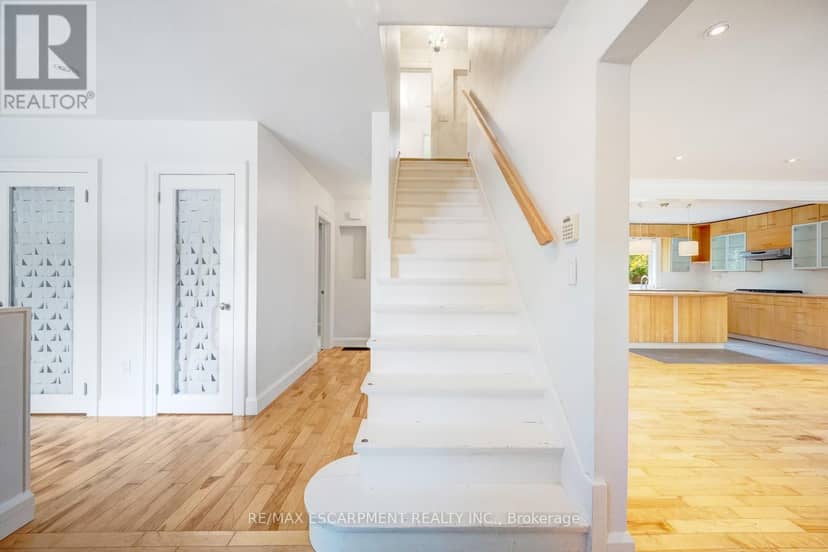 7 Washington Avenue — photo 22 of 40