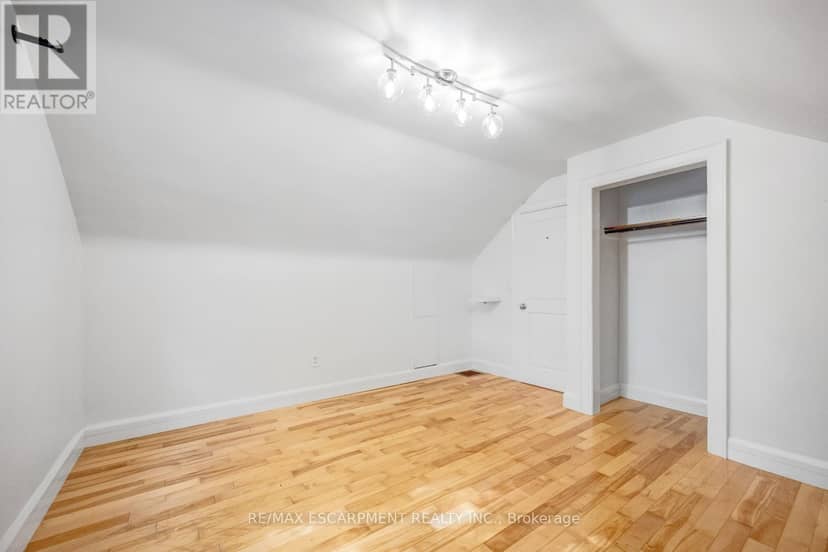 7 Washington Avenue — photo 29 of 40