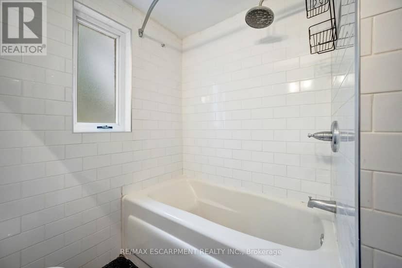 7 Washington Avenue — photo 33 of 40