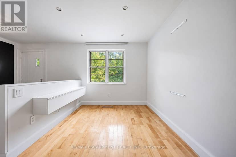 7 Washington Avenue — photo 5 of 40