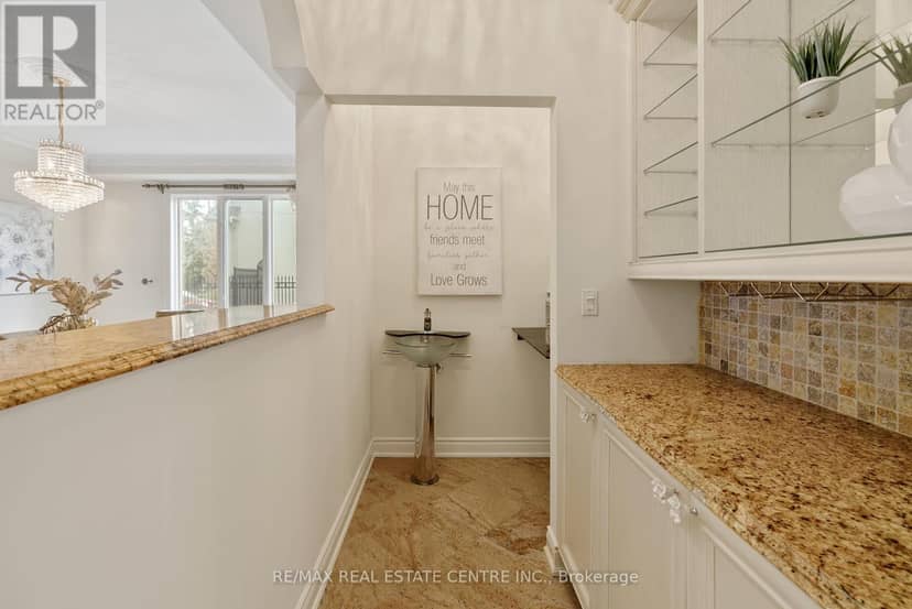645 Cranleigh Court — photo 13 of 40