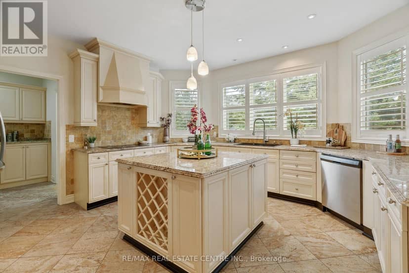 645 Cranleigh Court — photo 19 of 40