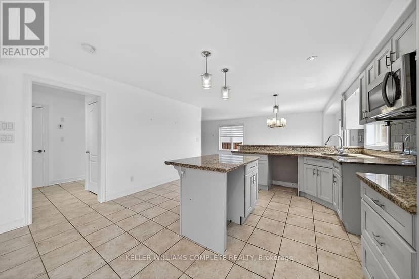 9128 Hendershot Boulevard — photo 11 of 24