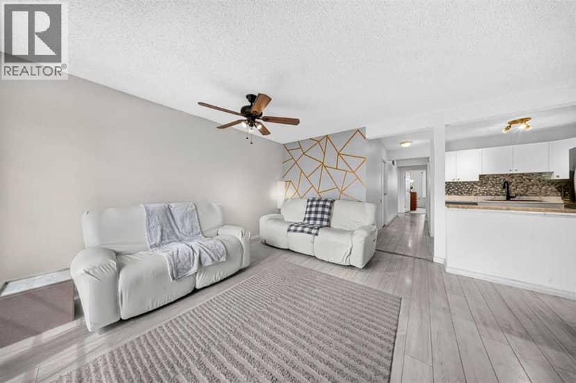 711, 200 Brookpark Drive SW, Calgary, photo 4