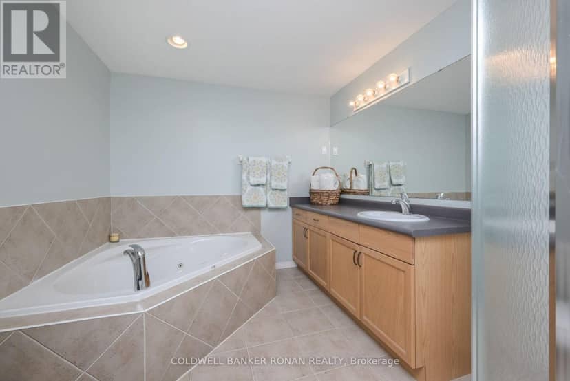 22 Chantler Road — photo 21 of 32