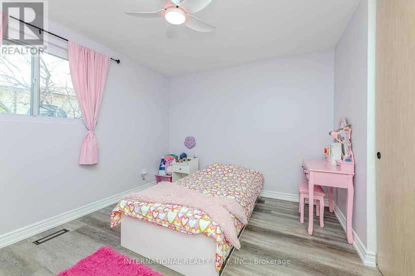 1291 Consort Crescent — photo 22 of 40