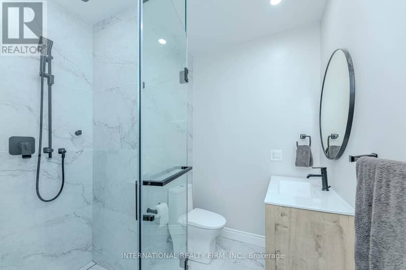 1291 Consort Crescent — photo 27 of 40
