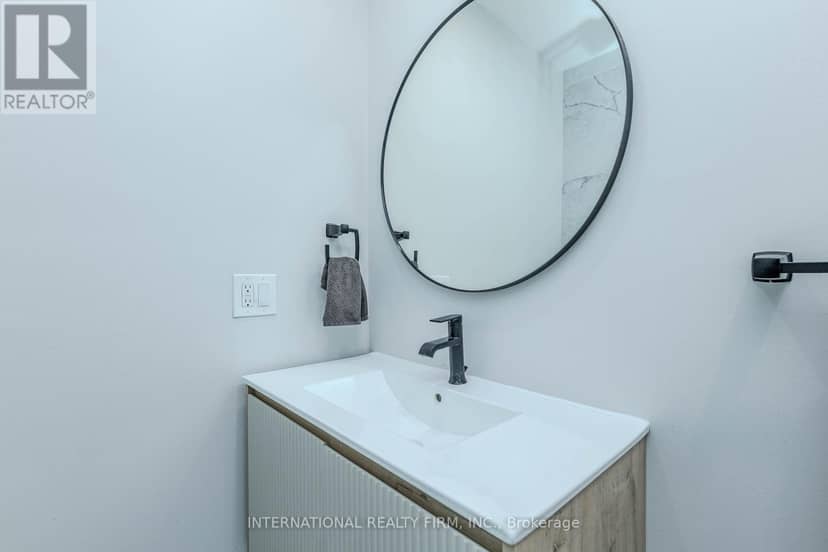 1291 Consort Crescent — photo 29 of 40