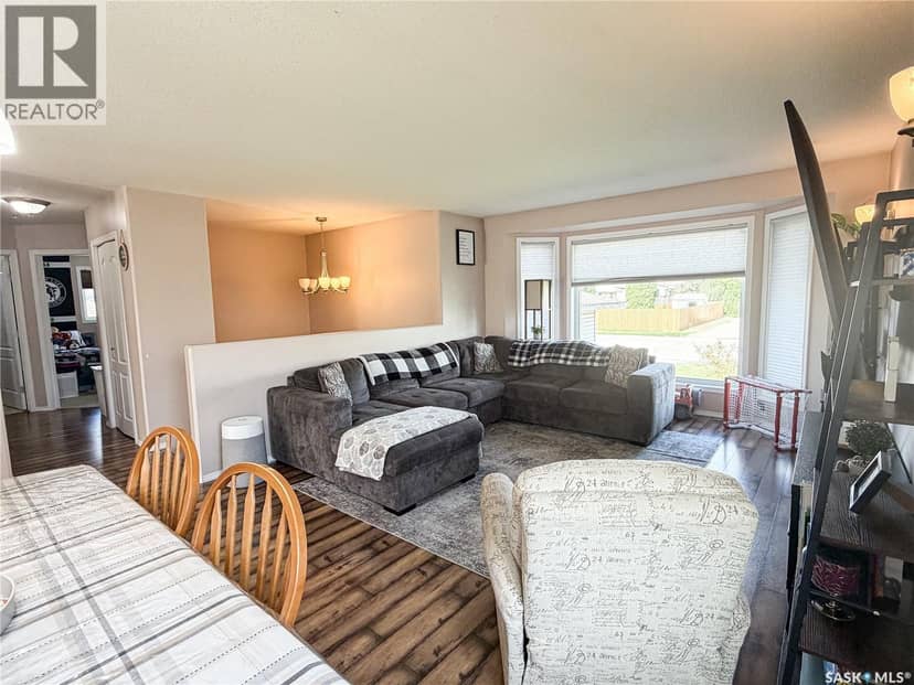 604 7th AVENUE W, Meadow Lake, photo 7