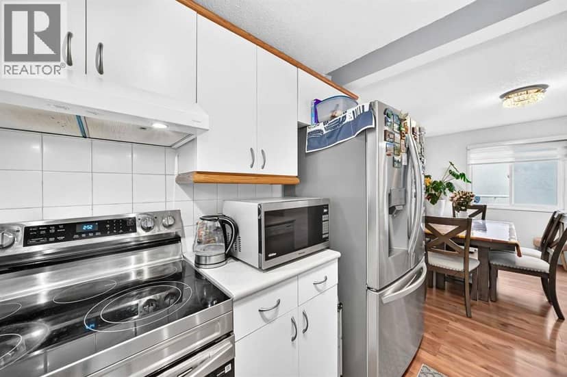 10, 219 90 Avenue SE, Calgary, photo 8