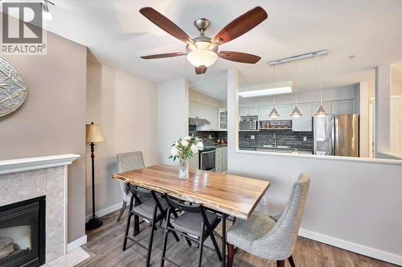 307 855 W 16TH STREET, North Vancouver, photo 5