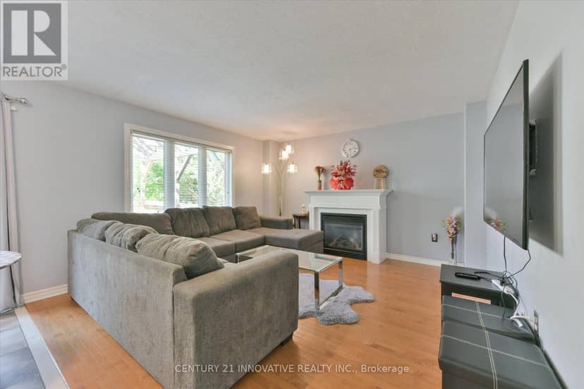 28 Empire Drive — photo 12 of 40
