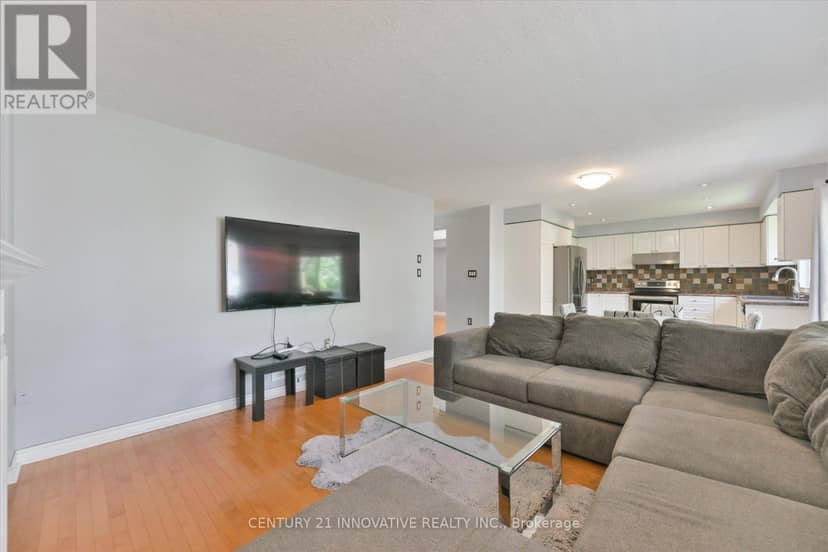 28 Empire Drive — photo 13 of 40