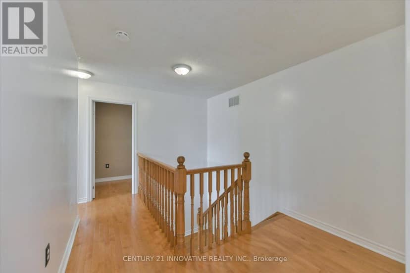 28 Empire Drive — photo 17 of 40