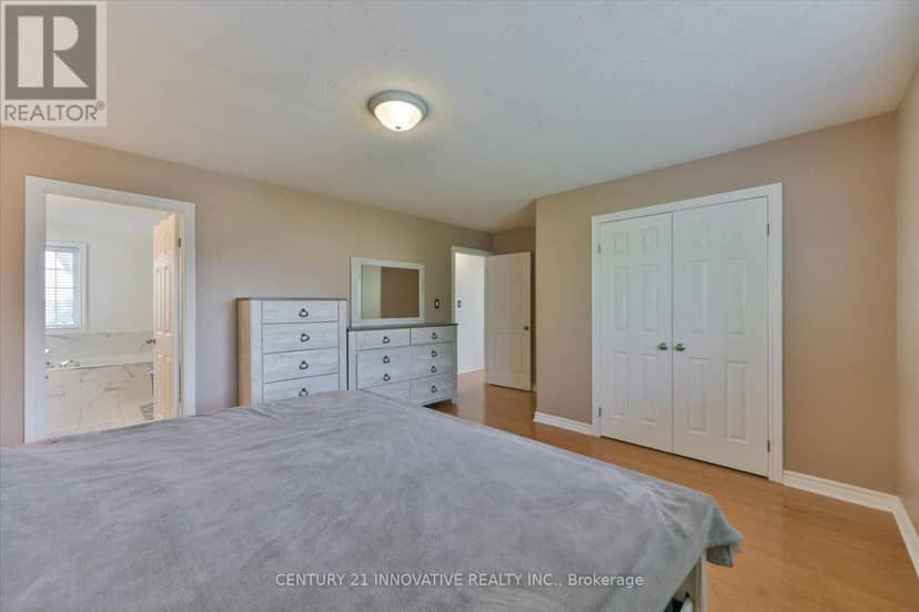 28 Empire Drive — photo 21 of 40