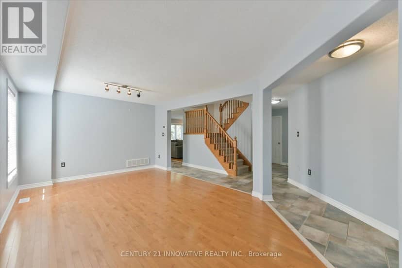 28 Empire Drive — photo 7 of 40