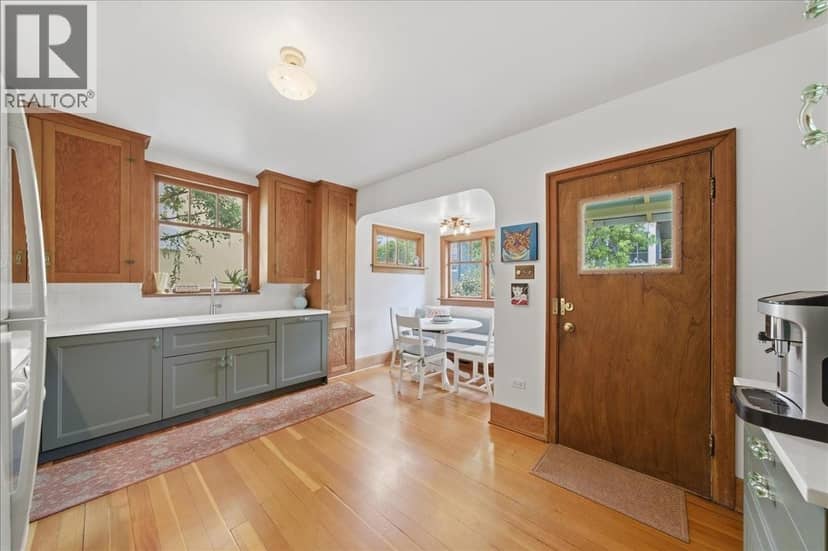 2076 TURNER STREET, Vancouver, photo 8