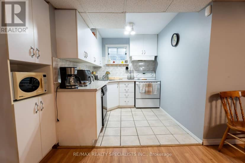 39 Parkside Drive — photo 36 of 40
