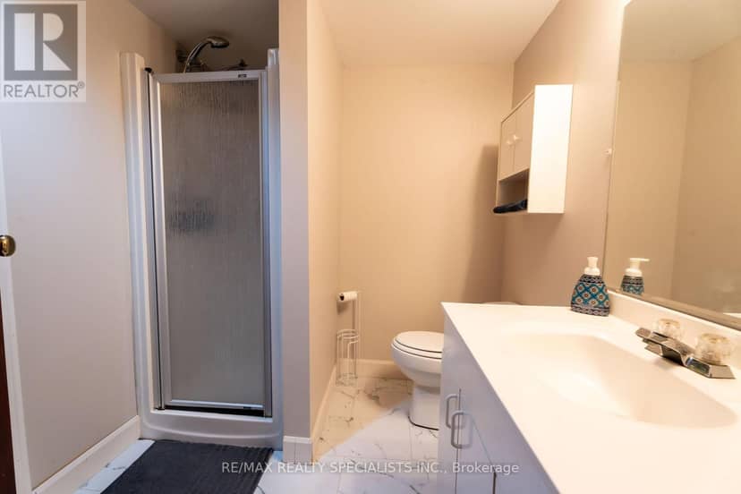 39 Parkside Drive — photo 38 of 40