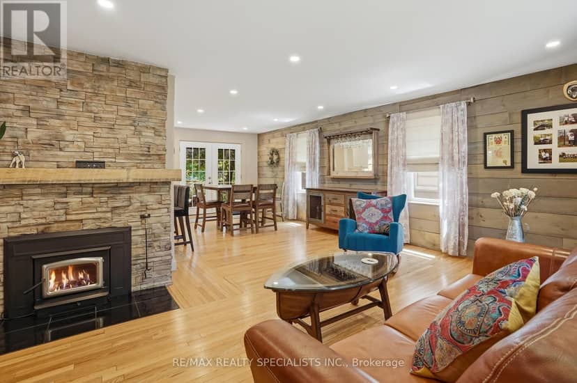 11 Kingsway Boulevard — photo 19 of 40