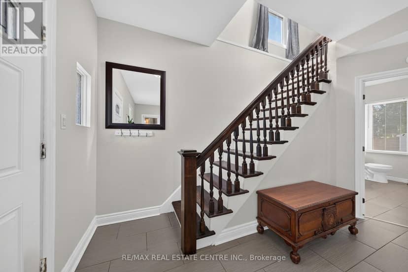 56 East 23rd Street — photo 24 of 40