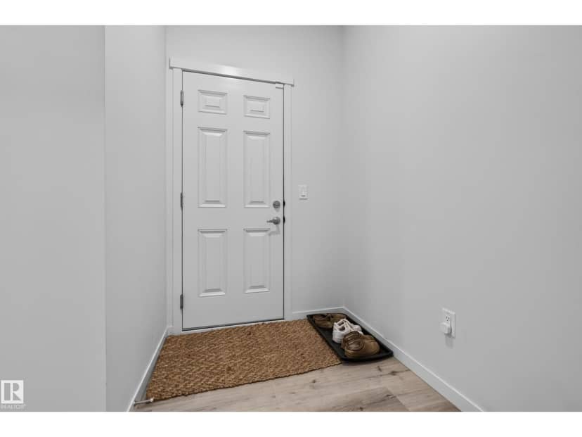 1940 Westerra Ln — photo 19 of 40