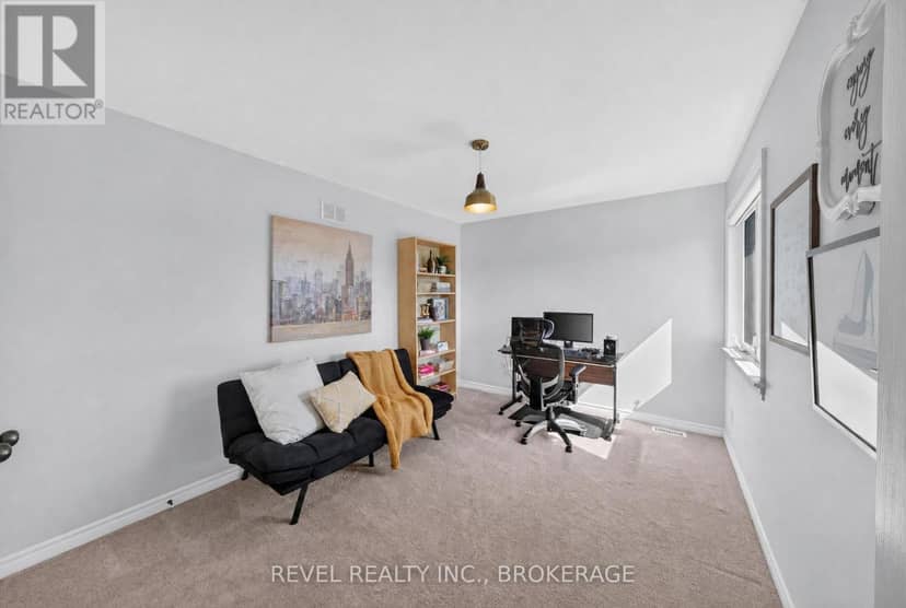 695 Fieldstone Drive — photo 35 of 40