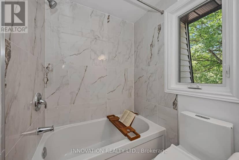 33 Exeter Drive — photo 30 of 40