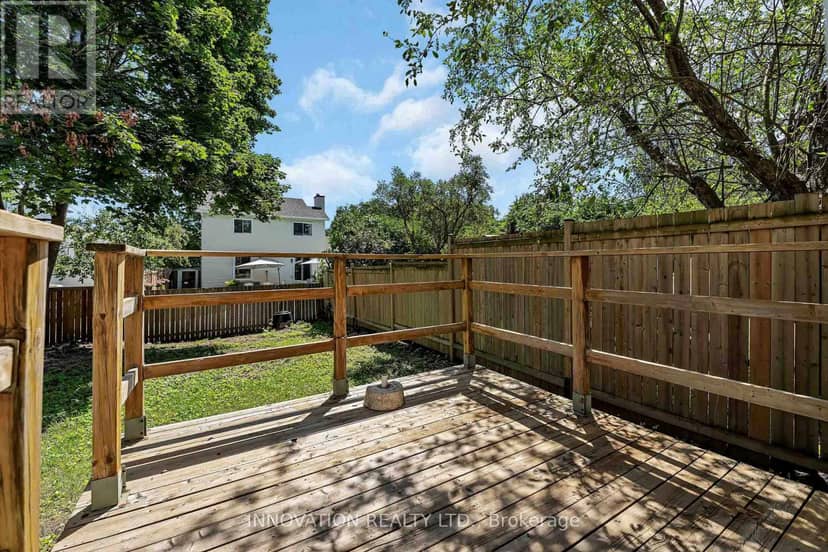 33 Exeter Drive — photo 35 of 40