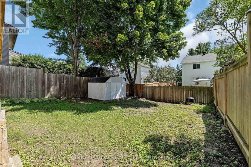 33 Exeter Drive — photo 37 of 40