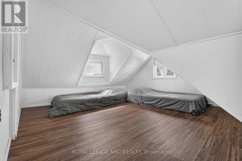 220 Rosewood Avenue — photo 33 of 40