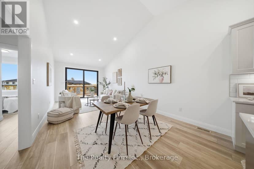 483 Gillespie Street — photo 10 of 29