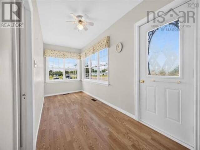 4302 Highway 6 — photo 23 of 40