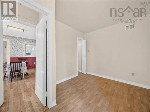 4302 Highway 6 — photo 18 of 40