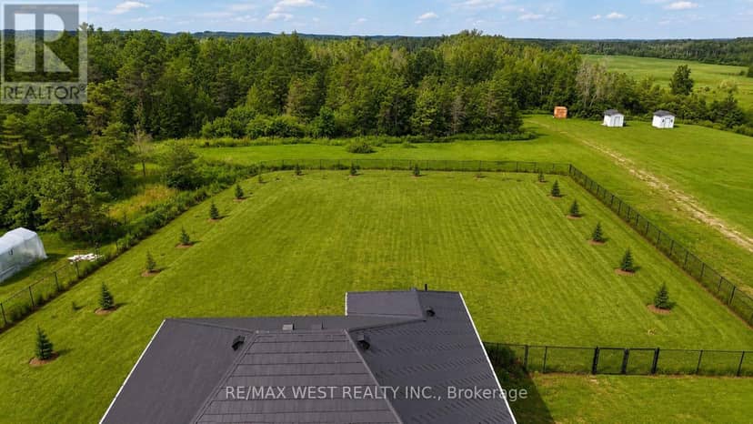 4098 Concession 12 Sunnidale Road, Clearview, photo 2
