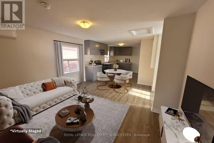 11 Dennis Avenue, Toronto, photo 3