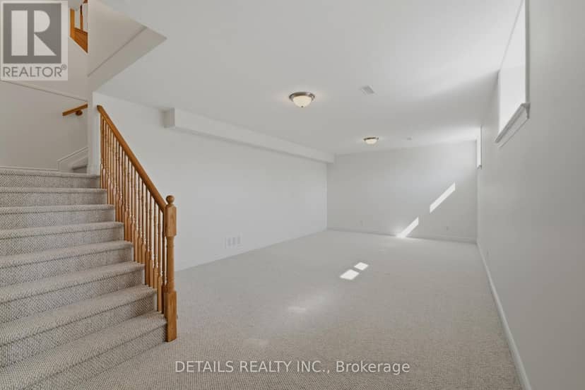 28 Ridingview Crescent — photo 32 of 40