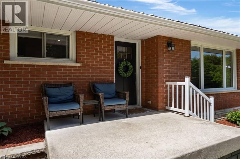 212 HAMILTON Drive — photo 7 of 38