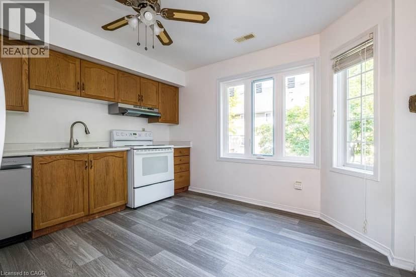 266 LIMERIDGE Road E Unit# 10 — photo 11 of 29