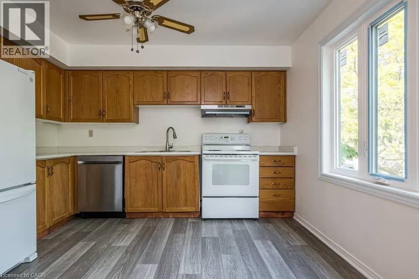 266 LIMERIDGE Road E Unit# 10 — photo 12 of 29