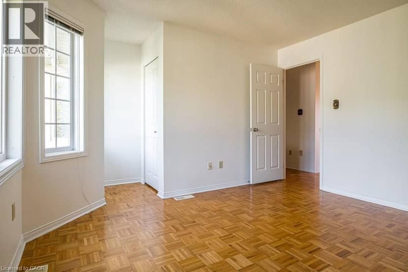 266 LIMERIDGE Road E Unit# 10 — photo 22 of 29
