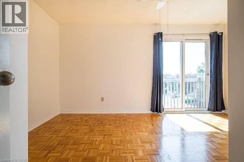266 LIMERIDGE Road E Unit# 10 — photo 16 of 29
