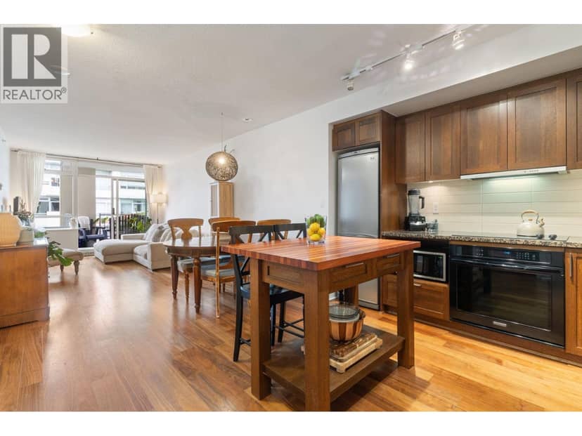 608 2228 W BROADWAY, Vancouver, photo 3