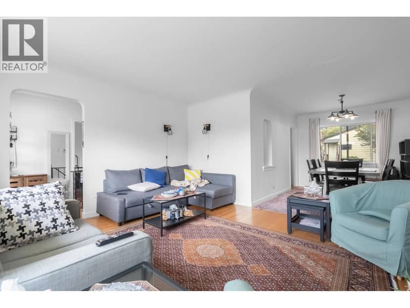 234 W ST. JAMES ROAD, North Vancouver, photo 2