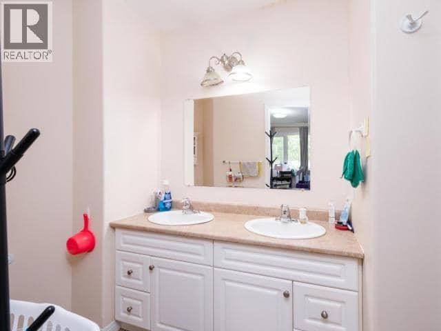 B-1109 Centennial Street — photo 17 of 31