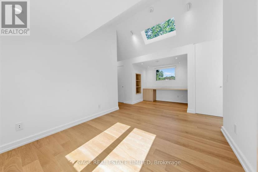 2 Addison Crescent — photo 18 of 40