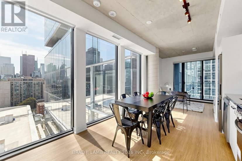 1505 - 284 King Street E — photo 7 of 34