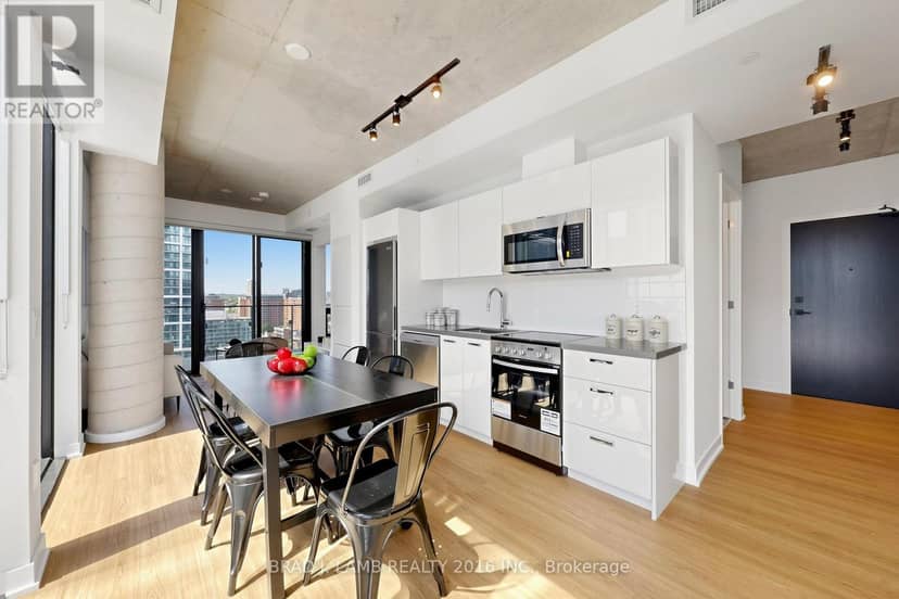 1505 - 284 King Street E — photo 8 of 34