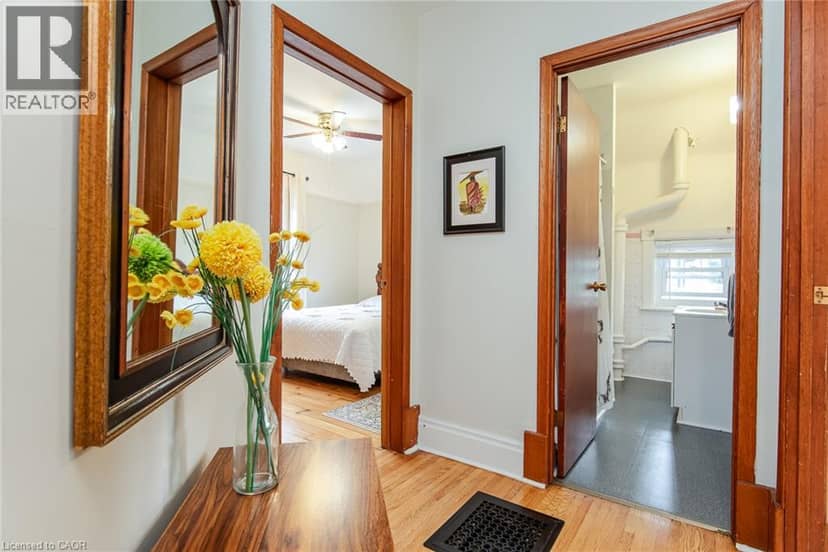 32 SAMUEL Street — photo 31 of 40